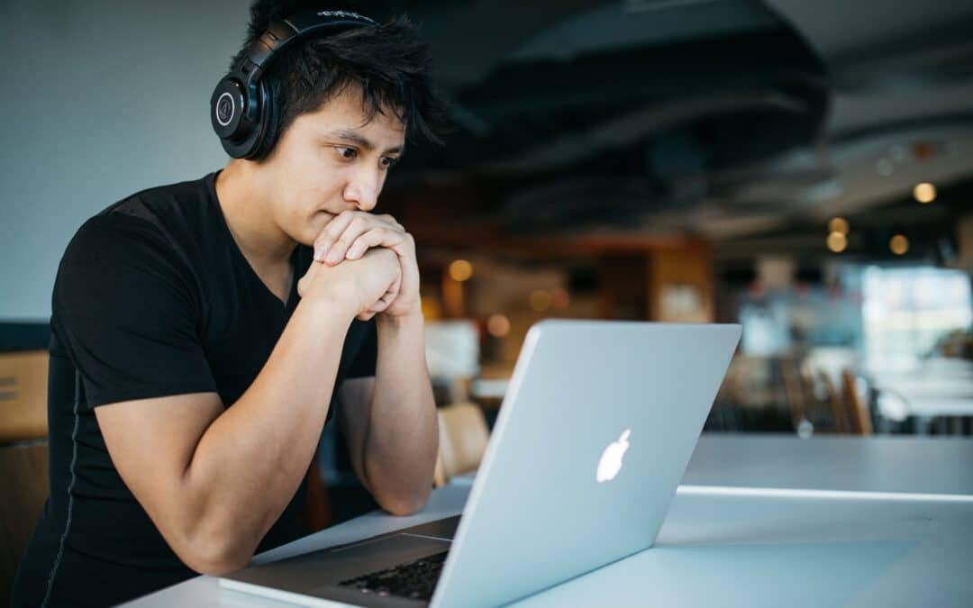 Five digital skills that are important in adult education and employment